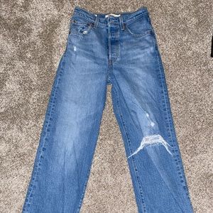 Levi’s Ribcage Straight Leg Size 25